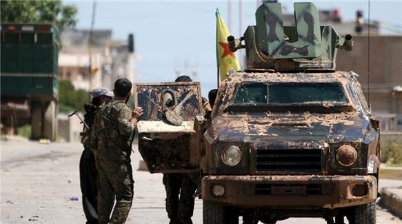 IS đã thực hiện cuộc phản công mạnh nhằm vào lực lượng SDF tại TP. Raqqa. Ảnh: Reuters