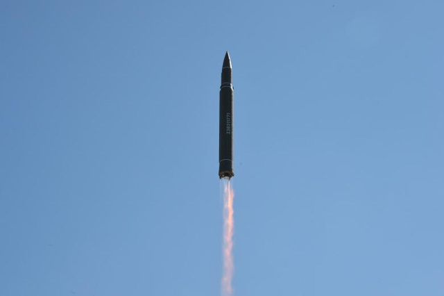 Quan chức Mỹ nói tên lửa Triều Tiên bắn hôm 4.7 là loại mới hoàn toàn. Ảnh: Reuters