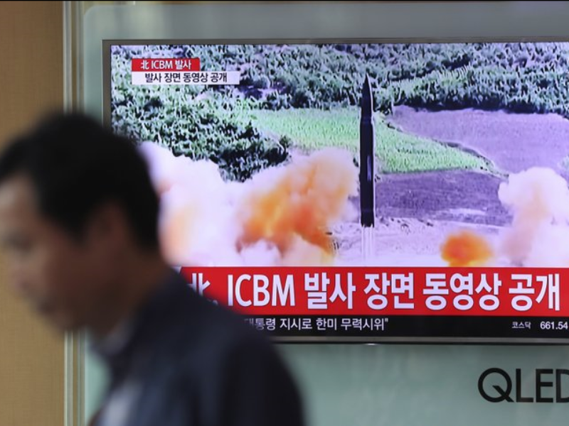 Tin tức Triều Tiên phóng tên lửa được đăng tải. Ảnh: AFP