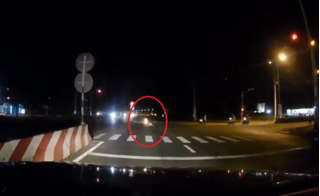 Clip thanh niên vượt đèn đỏ ở Bình Phước gây tai nạn kinh hoàng