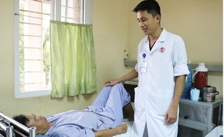 Một người thủng ruột vì ngậm tăm khi ngủ ở Quảng Ninh