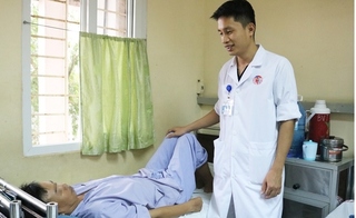 Một người thủng ruột vì ngậm tăm khi ngủ ở Quảng Ninh