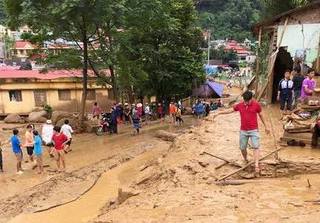 Xót xa những hình ảnh tan hoang sau trận lũ quét tại Yên Bái, Sơn La