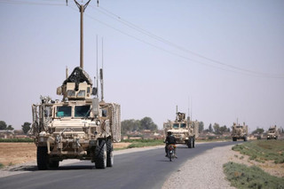 Những con bài nào được Mỹ dùng chống IS trong đoàn xe quân sự tiến vào Syria?