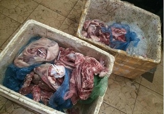 Hà Tĩnh: Phát hiện thịt lợn chứa hàn the bán công khai trong chợ