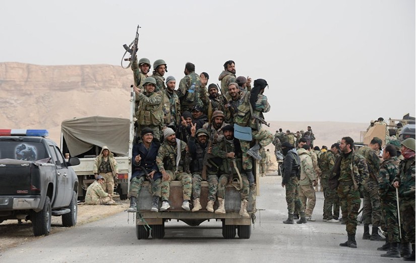 Quân Chính phủ Syria tiếp tục thu hẹp diện tích bị IS chiếm đóng. Ảnh: Farnews