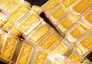 Giá vàng ngày 12/8: Mặc Mỹ - Triều Tiên căng thẳng, giá vàng vẫn 