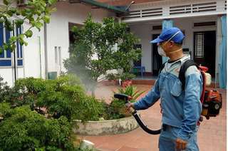 Hà Nội ra quân tổng phun hóa chất diệt muỗi trên toàn địa bàn