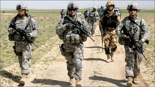 Lính Mỹ ở Afghanistan. Ảnh: AP