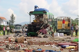 Khởi tố vụ tai nạn giao thông làm 5 người tử vong ở Bình Định