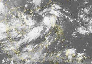 Áp thấp nhiệt đới trên biển đông và thông tin mới về bão Phukar