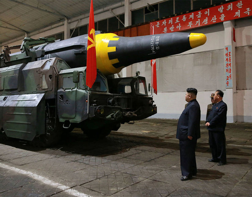 Nhà lãnh đạo Kim Jong-un vừa ra lệnh cho quân đội tiến hành thêm nhiều vụ phóng tên lửa đạn đạo. Ảnh: KCNA