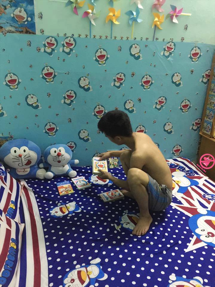chàng trai cuồng Doraemon
