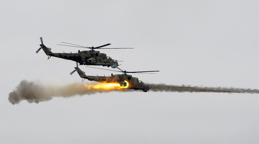 Các máy bay chiến đấu của Nga đã đẩy mạnh tấn công vào các mục tiêu của IS. Ảnh: RT