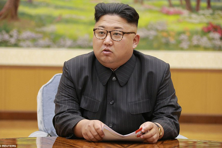Nhà lãnh đạo Triều Tiên Kim Jong-un đích thân chỉ đạo vụ thử bom nhiệt hạch. Ảnh: Reuters