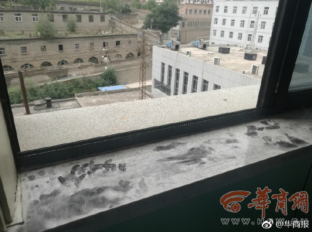 Vị trí nơi sản phụ nhảy lầu tự tử. Ảnh: Weibo
