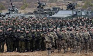 Hàng nghìn binh sĩ và vũ khí quân đội Nga tập trận rầm rập tiến về Belarus, NATO lo ngại