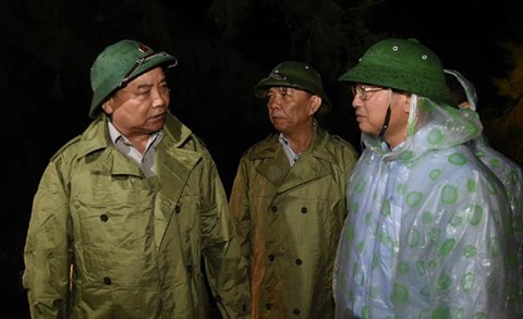 Thủ tướng tới Quảng Bình chỉ đạo khắc phục mưa bão 