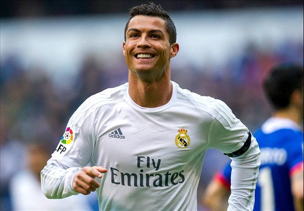 Tiền đạo Ronaldo- người của những kỷ lục siêu ấn tượng