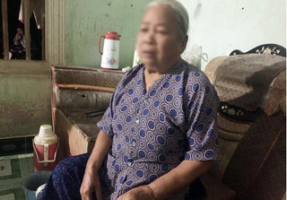 Bà ngoại tử tù Nguyễn Văn Tình khóc nghẹn khi nói về đứa cháu tội lỗi