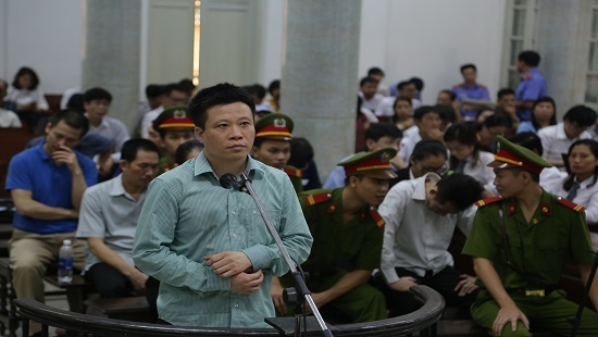 Đại án Oceanbank: Hà Văn Thắm nhận tội cho cấp dưới
