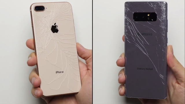 Cả iPhone 8 Plus lẫn Galaxy Note 8 đều không sống sót qua màn thử mặt lưng kính khi thả rơi. Ảnh: Dân Trí