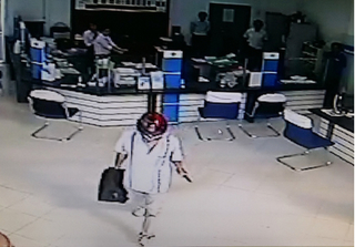 Cướp ngân hàng ở Vĩnh Long: Hé lộ chân dung nghi phạm