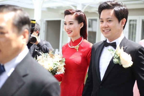 đường tình của hoa hậu Đặng Thu Thảo và chồng doanh nhân