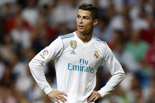 C. Ronaldo sẽ sớm ra rìa bởi sát thủ đang khiến cả Châu Âu 