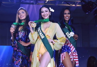 Video phần thi Hà Thu giành huy chương vàng tại Hoa hậu Trái đất 2017
