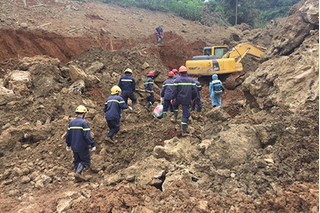 Vụ lở đất ở Hòa Bình: Đã tìm thấy thi thể 2 nạn nhân cuối cùng