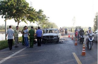 Vụ giám đốc tử vong trong ô tô bị đốt: Lái xe 