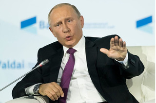 Tổng thống Putin nói rằng, Mỹ đang cố “đá đít” Nga ra khỏi thị trường năng lượng châu Âu