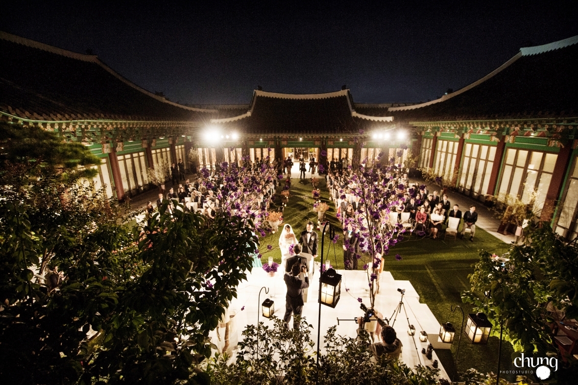Lộ diện địa điểm tổ chức  sự kiện Song Joong Ki và Song Hye Kyo kết hôn - Ban tối lung linh
