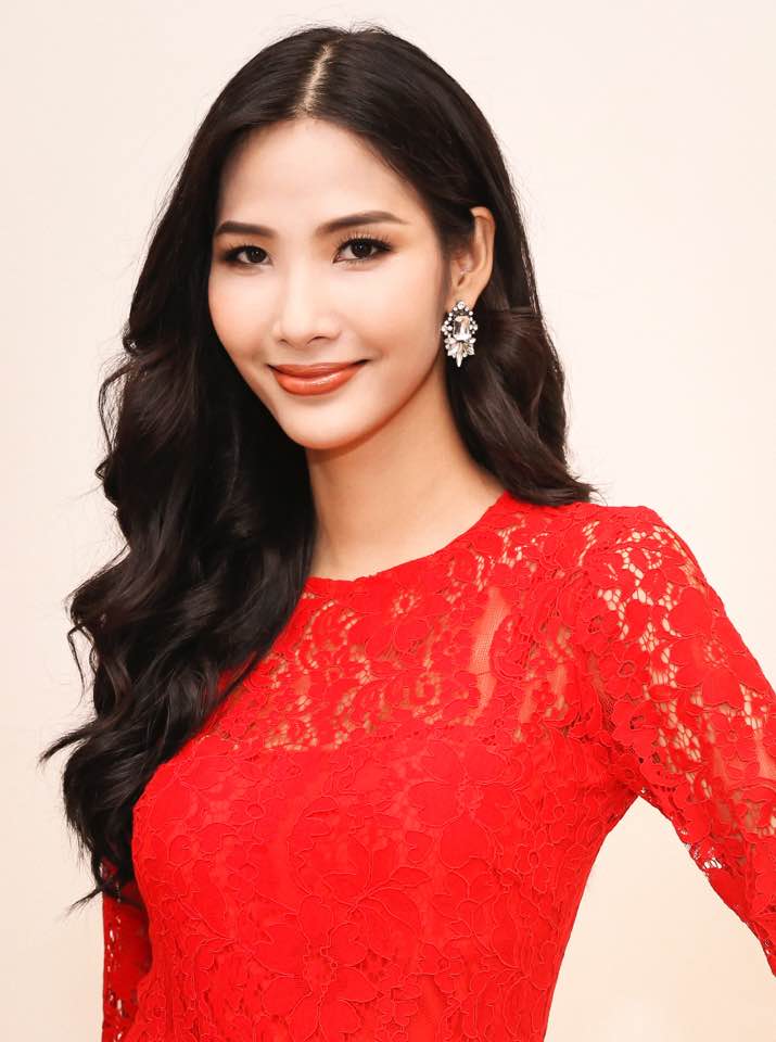 Hoàng Thùy Hoa hậu Hoàn vũ Việt Nam 2017 - Nữ hoàng sắc đẹp mới - Nụ cười đẹp