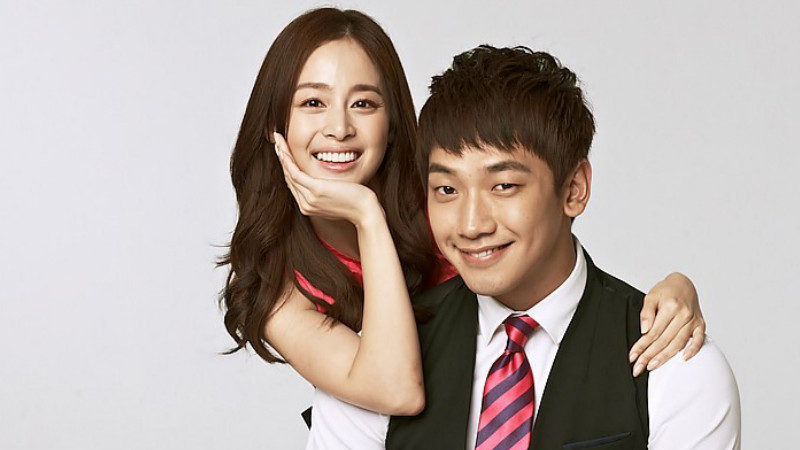 Rain và Kim Tae Hee vui mừng đón con gái đầu lòng