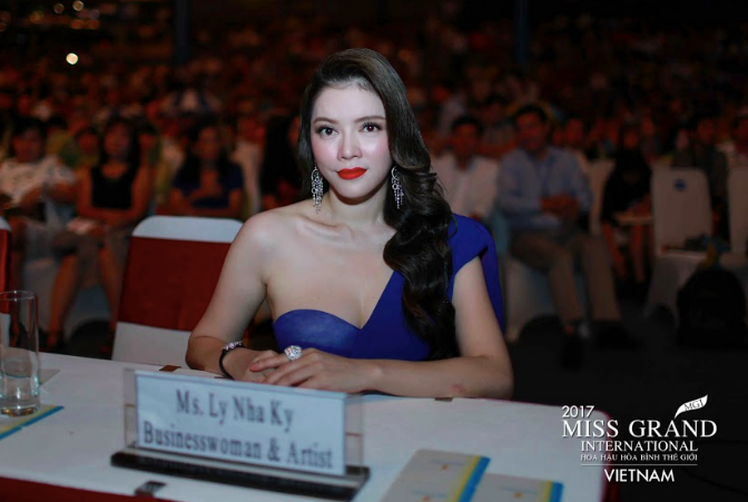 Lý Nhã Kỳ lộng lẫy làm giám khảo Miss Grand International 2