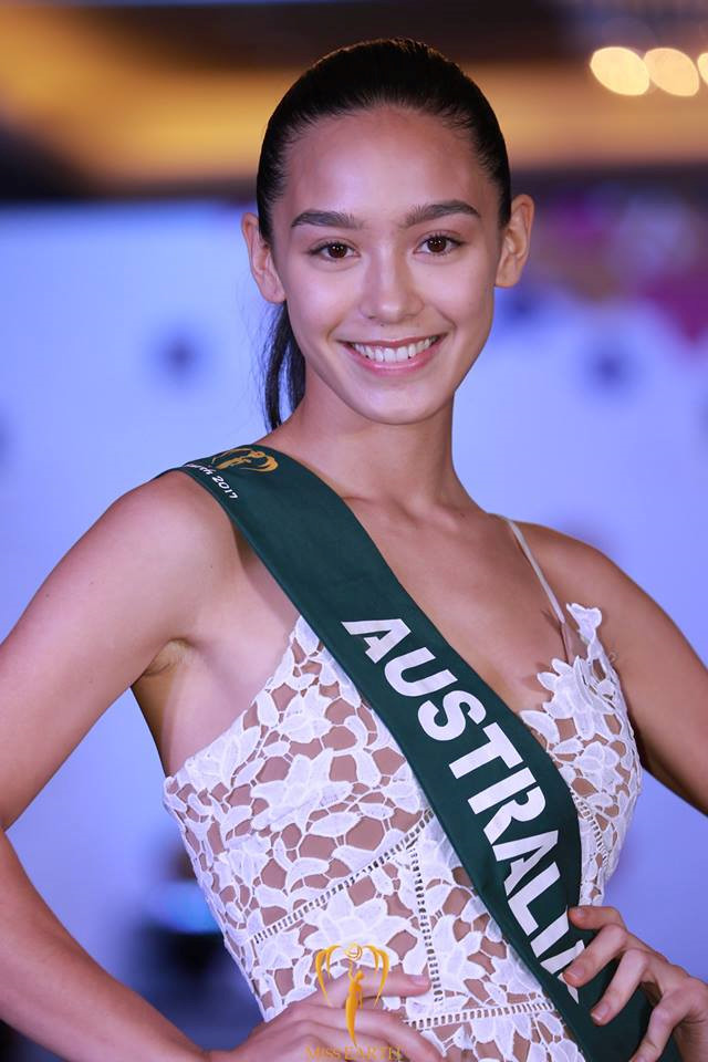 Mặt mộc gây thất vọng của  Hà Thu và dàn thí sinh Hoa hậu Trái đất 2017 - Australia
