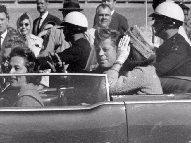 Điềm báo kỳ lạ trước khi Tổng thống John F. Kennedy bị ám sát