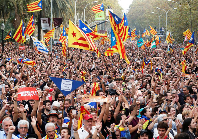 Hệ lụy việc Catalonia tuyên bố độc lập sẽ xảy ra với Tây Ban Nha
