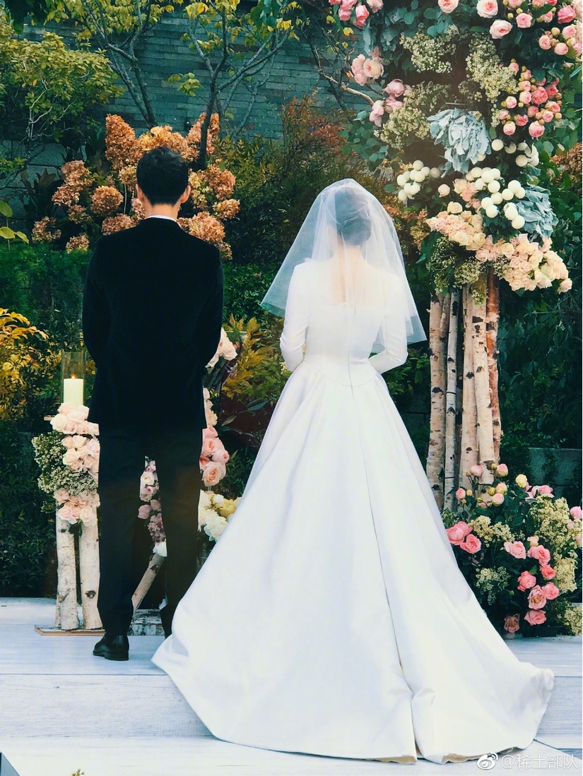 Những khoảnh khắc đẹp ở đám cưới của Song Joong Ki - Song Hye Kyo 7