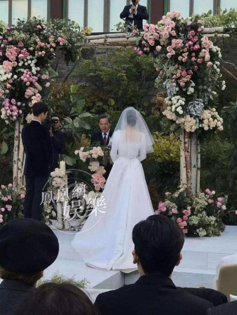 Những khoảnh khắc đẹp ở đám cưới của Song Joong Ki - Song Hye Kyo 6