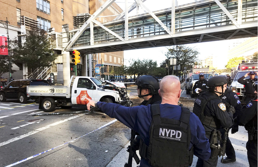 khủng bố bằng xe điên ở New York