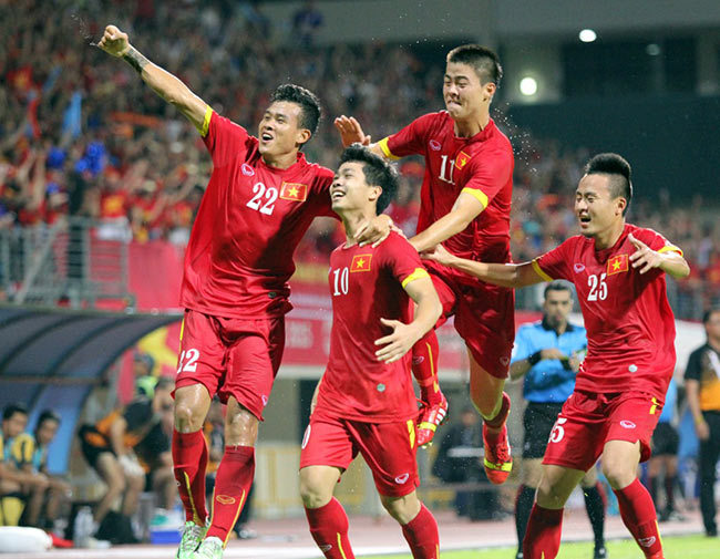 Bóng đá Việt Nam thiết lập nên kỷ lục siêu ấn tượng