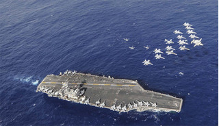 Mỹ phô trương sức mạnh hải quân nhân chuyến công du châu Á của Tổng thống Trump