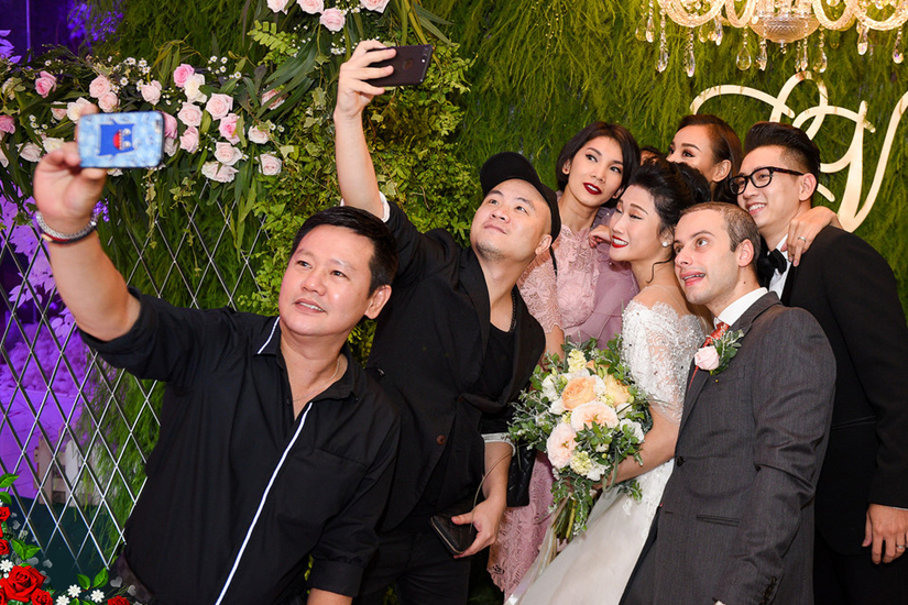 Dàn sao Việt lộng lẫy đến dự tiệc cưới của Kha Mỹ Vân 9