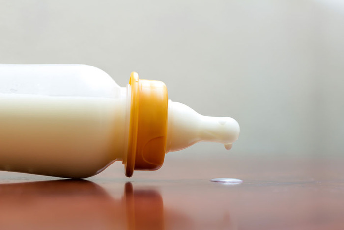 Những cách kết hợp sai lầm khi pha sữa cho con