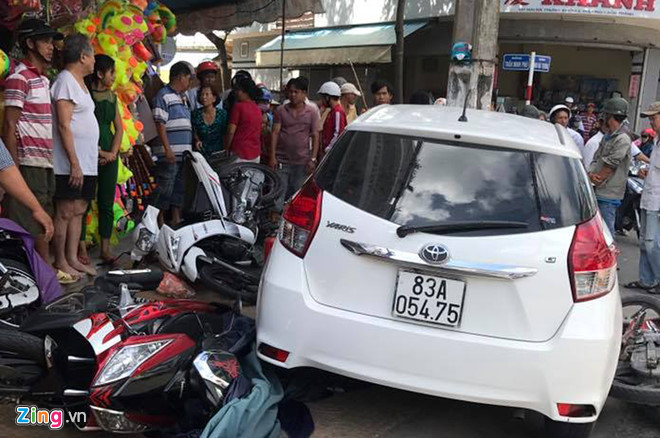 Xe bị tạm giữ gây tai nạn ở Sóc Trăng khiến nhiều người bị thương