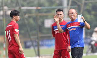 Báo châu Á nhận xét siêu chuẩn về đội tuyển Việt Nam