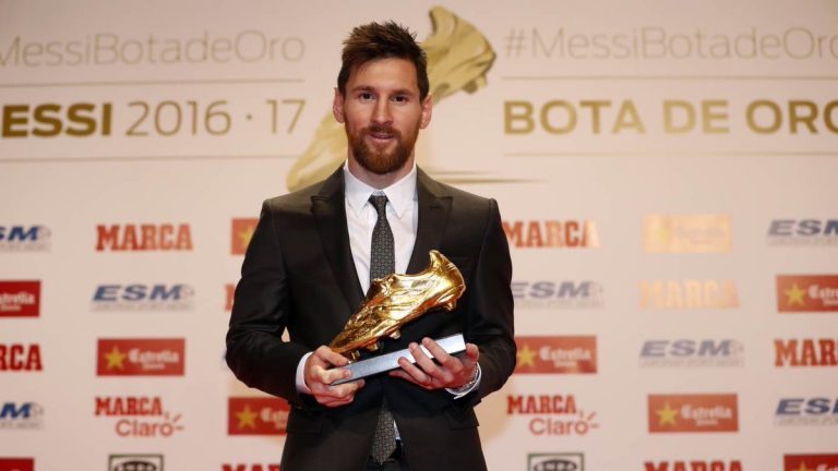 Lionel Messi giành danh hiệu chiếc giày vàng châu Âu